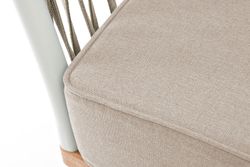 "Касабланка" кресло плетеное из роупа, основание дуб, каркас алюминий светло-серый (RAL7035) муар, роуп серо-коричневый 23мм, ткань бежевая 15052