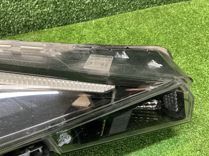 Фара правая Hyundai Elantra 7 CN7 (20-23) галоген