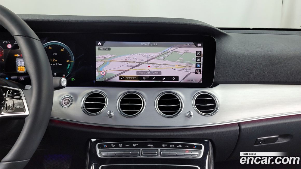 Mercedes-Benz E-Class W213 E250 Avangarde (06.2021)