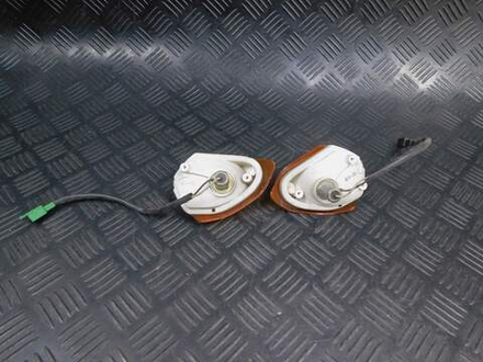 Поворотники задние Kawasaki ZZR 400 98 053050