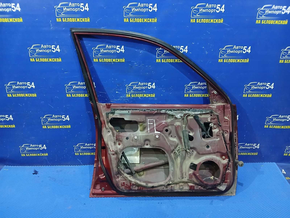 Дверь передняя левая TOYOTA DUET 1998-2000