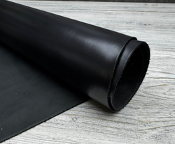 Monteria Satin Nero (1,4-1,6 мм), цв. Черный, натуральная кожа