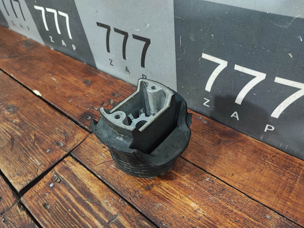 Сайлентблок заднего подрамника Mercedes S W222 13-20 Б/У Оригинал A2223510042