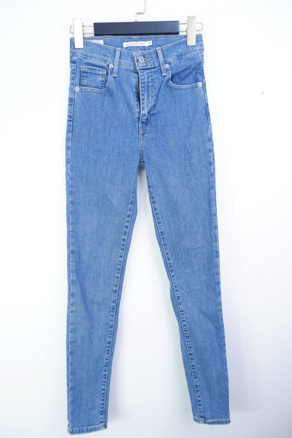 Джинсы Levis скини маркировка 25, на 42 размер