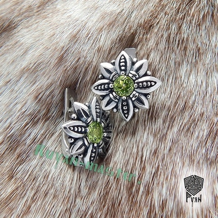 Серьги короткие "Огнецвет".