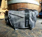 Tenba DNA Messenger 11 Graphite