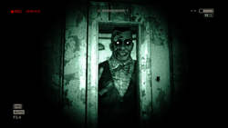 Outlast: Bundle of Terror (для Xbox One/Series S/X, полностью на русском языке) [Цифровой код доступа]