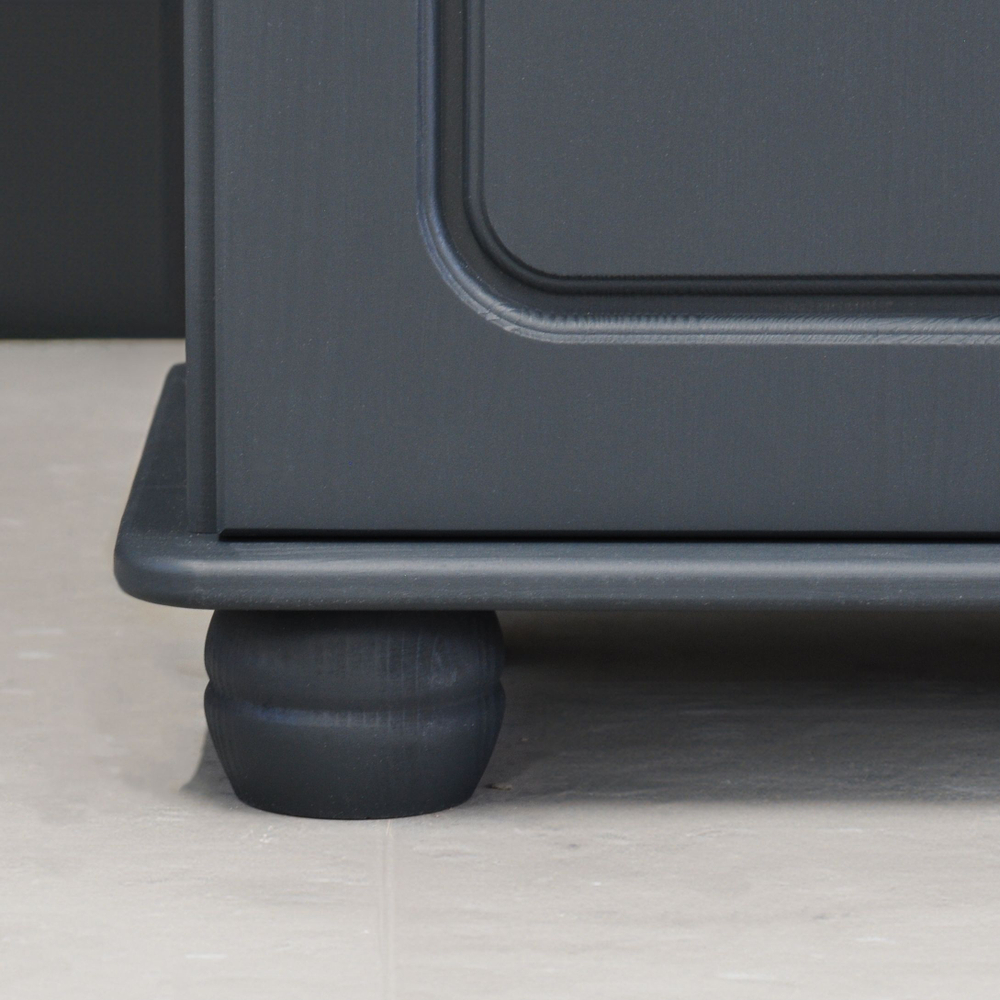 Dipriz Тумба под телевизор 2 двери 115х29х40 Хаба из массива сосны, серый/антик