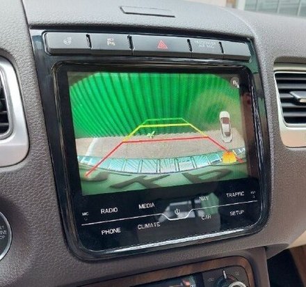 Магнитола для Volkswagen Touareg II 2010-2018 (RNS850) - все штатные функции и обогревы сохраняются) - Radiola RDL-TRG-H на Android 13, 8+128, CarPlay, 4G SIM-слот