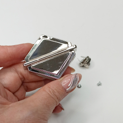 Замок на магнитной кнопке 42*50 Серебро