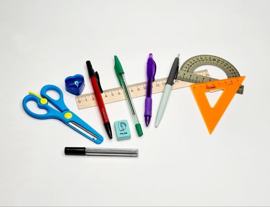 Школьный пенал с 2 отделениями, сиреневый, 11 предметов