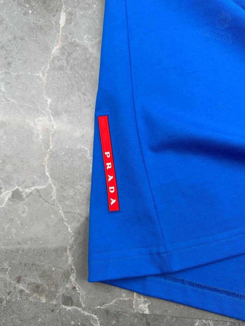 Футболка Prada