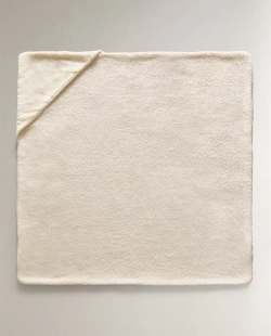 ZARA HOME ДЕТСКОЕ ПОЛОТЕНЦЕ С КАПЮШОНОМ И ВЫШИВКОЙ В ВИДЕ ЛУНЫ, КРЕМОВЫЙ