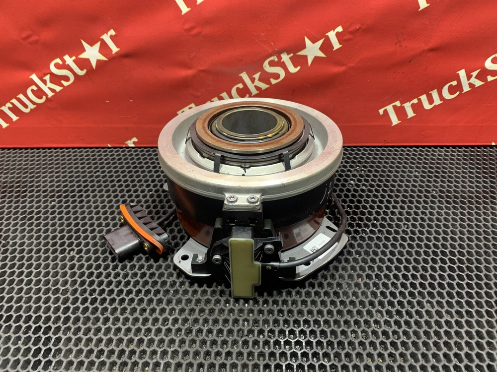 Выжимной подшипник сцепления АКПП 2023г