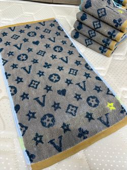 Пол Кит Кух ЛЬЮУЙ ВЬЮТОН