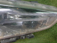 Битая Фара правая Genesis G70 (2017-2021) LED