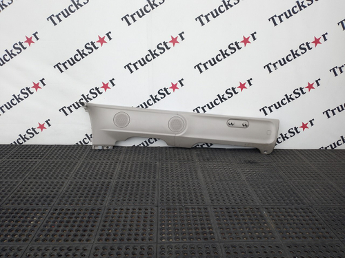 Облицовка коробки хранения левая 2018г