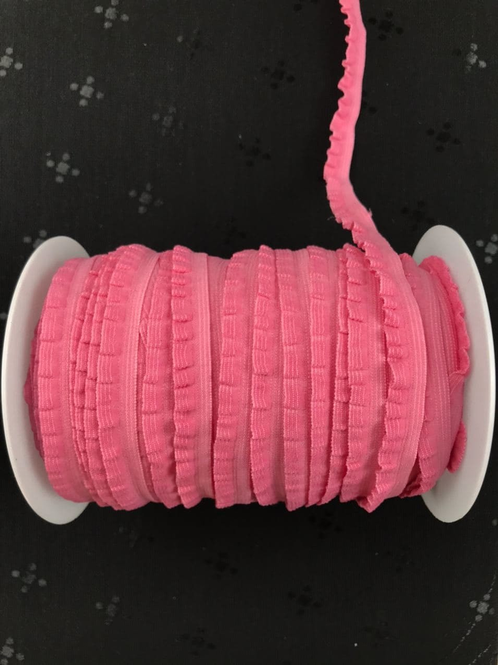Отделочная резинка ажурная розовая 10 мм