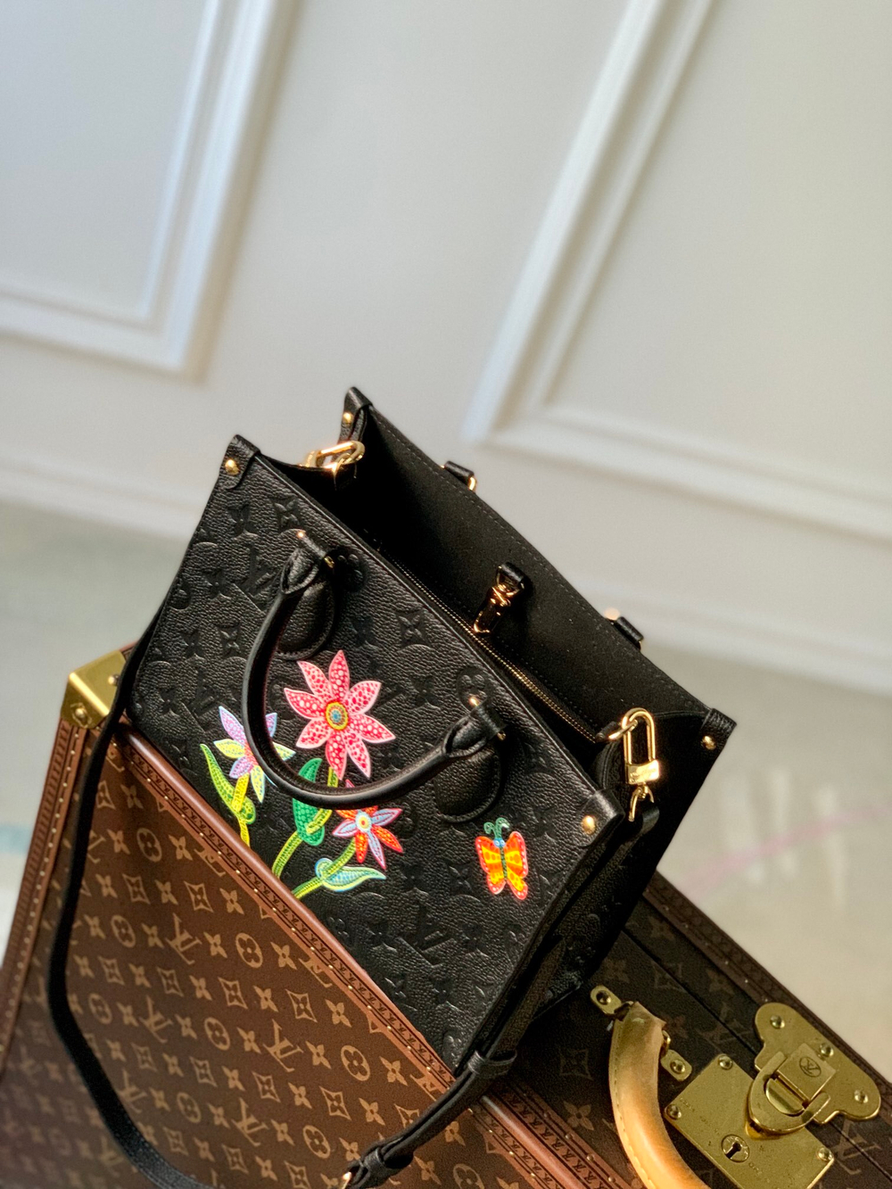 Louis Vuitton Onthego PM