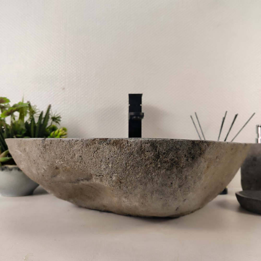 Раковина из речного камня RS-65099 54*47*15 0857