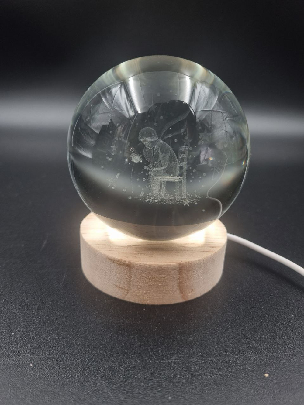 Хрустальный светодиодный шар-ночник МИКС на деревянной подставке СЕТЬ d8см