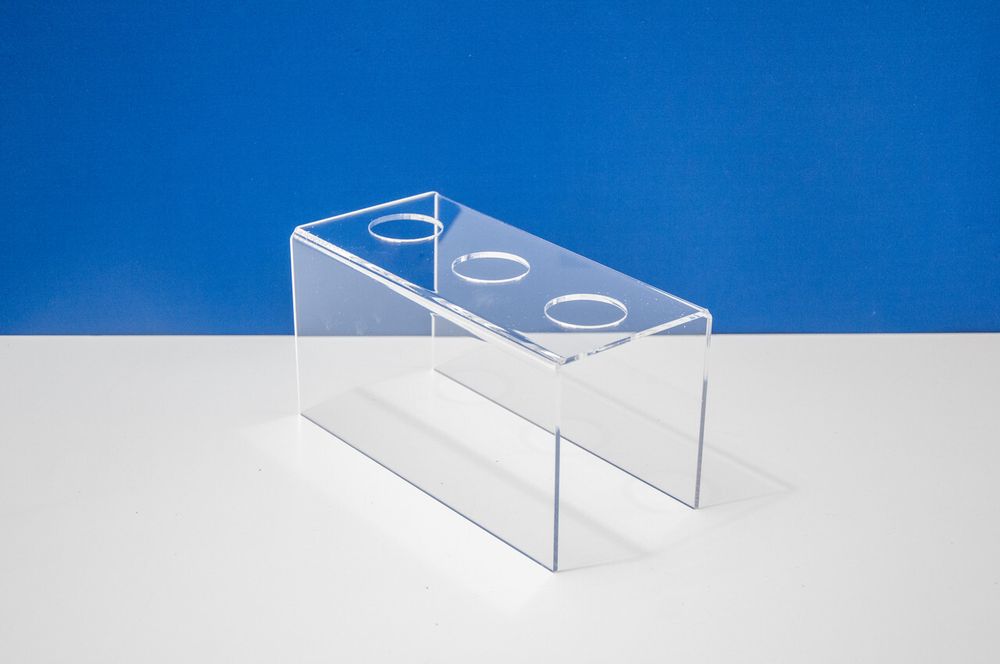 Подставка в витрину для мороженого П-обр на три рожка