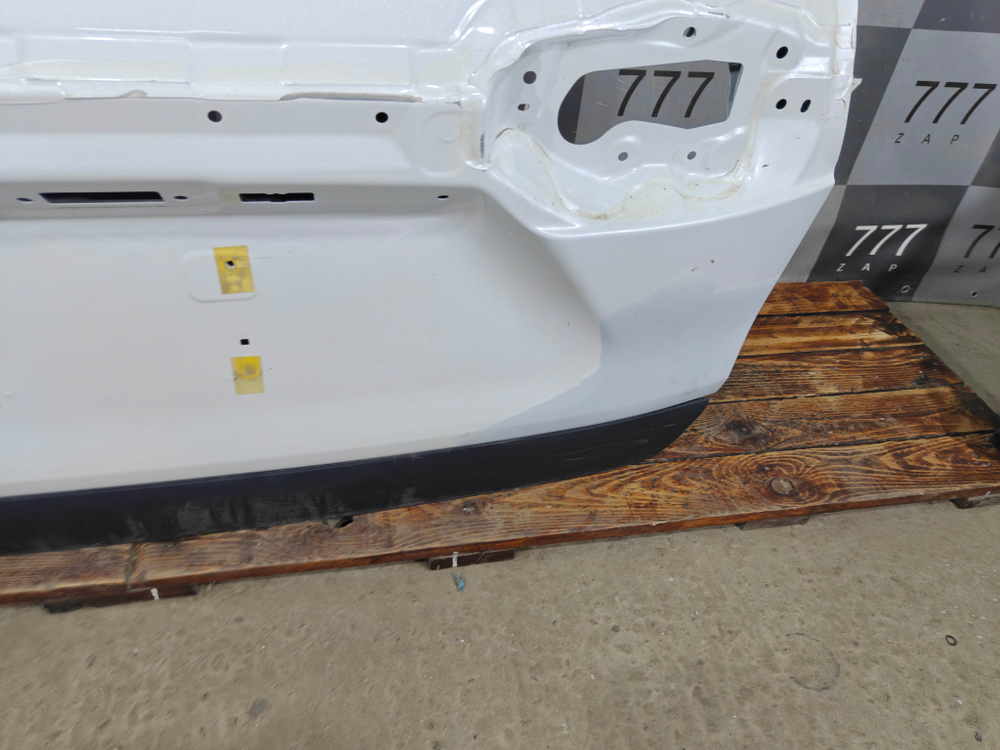 Крышка багажника Toyota RAV4 V (XA50) 18-нв Б/У Оригинал 670050R370