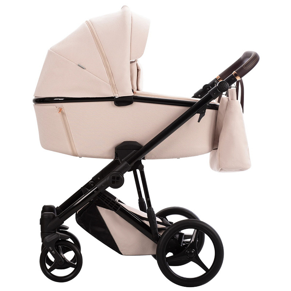 Детская коляска Bebetto Loren Gloss 3 в 1 с автокреслом Avionaut Cosmo 03 св.бежевый