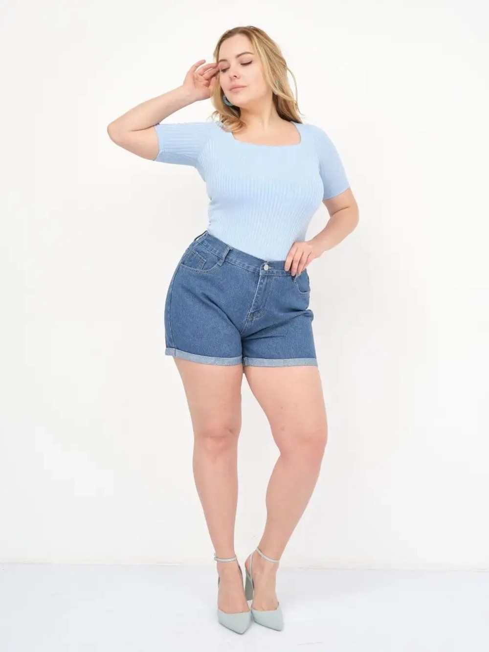 Шорты джинсовые