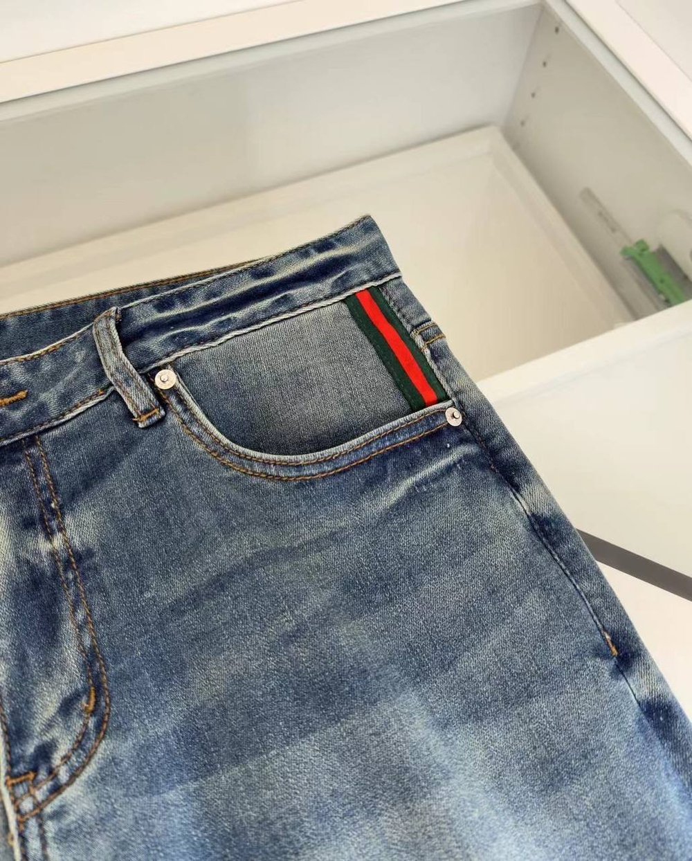 Джинсы Gucci