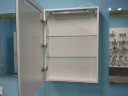 Зеркальный шкаф Акватон Америна  60 левый