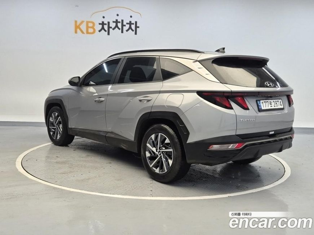 Hyundai Tucson (NX4) Дизель 2.0 2WD (04.2021)