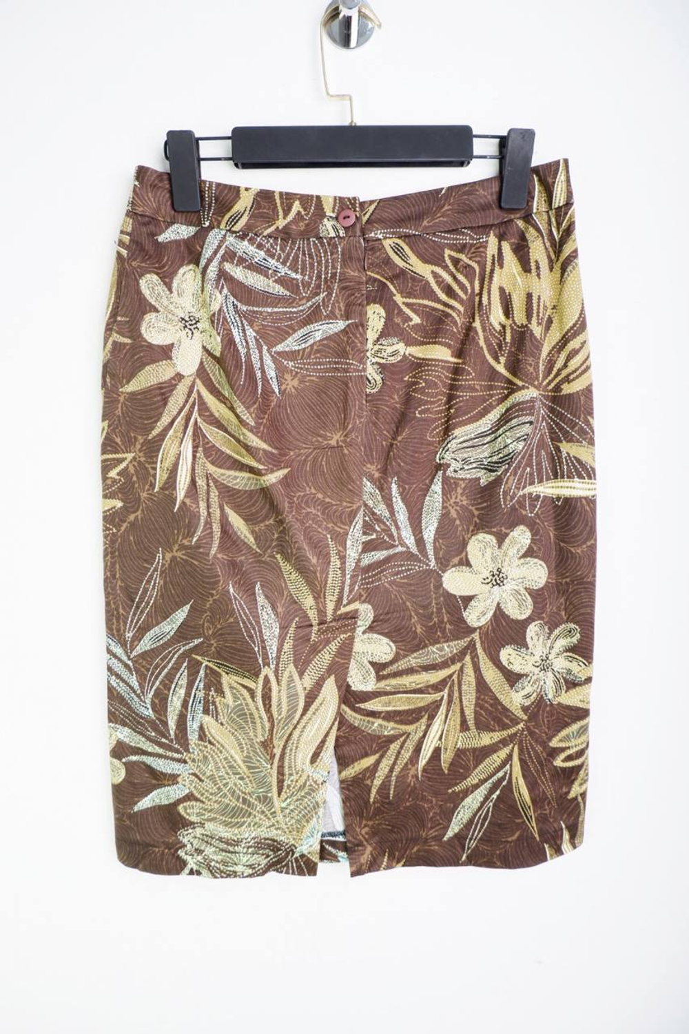 Юбка Gilio красивой расцветки, визуально на 46 размер