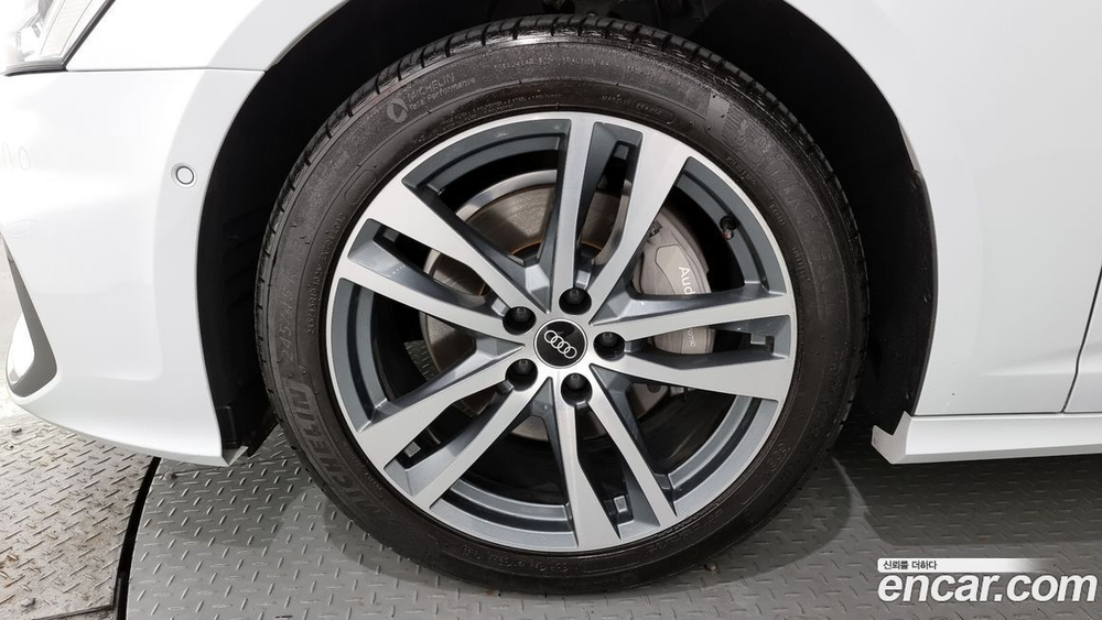 Audi A6 (C8) 45 TFSI Quattro Premium (04.2022)
