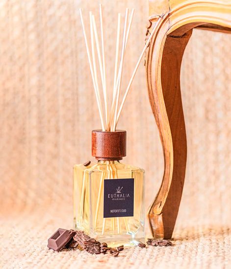 Nefertiti Oud, ароматический диффузор с палочками, Euthalia Fragrances