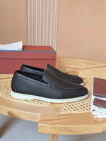 Лоферы Loro Piana Summer Walk с мехом