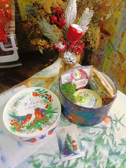 Новогодний набор "СНЕГИРИ"