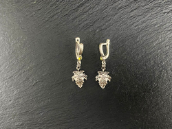 Серьги "Листики с камнем"