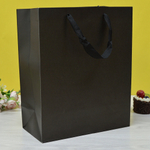 Пакет бумажный 26*32*13см с ручками Крафт черный