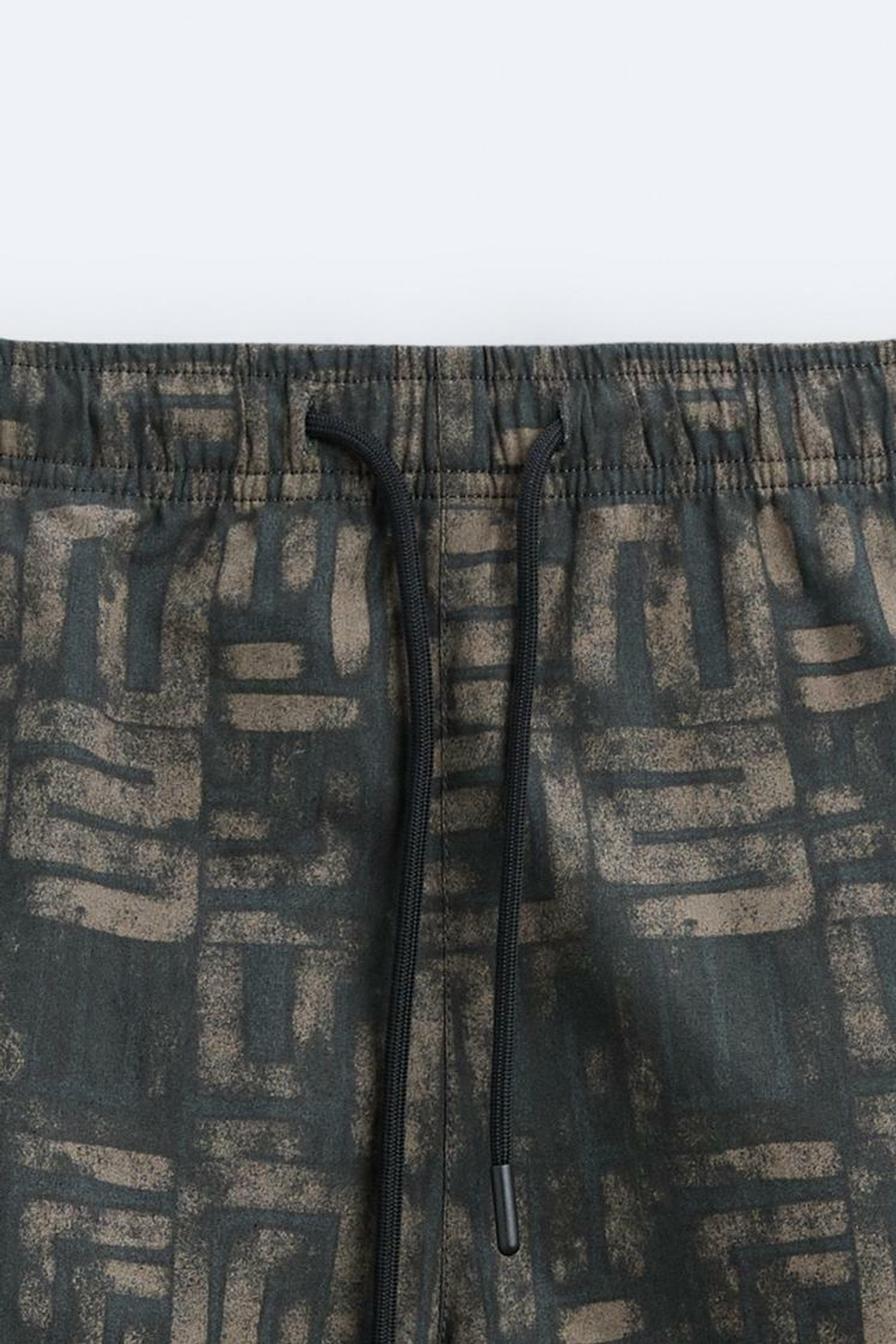 ZARA ДЛИННЫЕ ПЛАВКИ С ГЕОМЕТРИЧЕСКИМ ПРИНТОМ, СЕРОВАТО-КОРИЧНЕВЫЙ