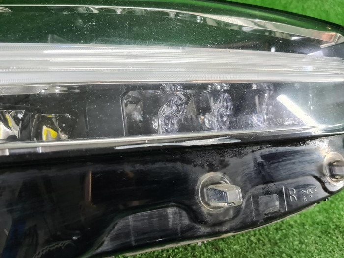 Фара правая Volvo XC90 2 (2014-2019) Full LED