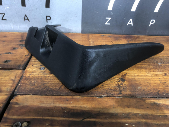 Брызговик передний правый Hyundai Solaris 2 (HCR) 17-22 Б/У Оригинал 86832H5000