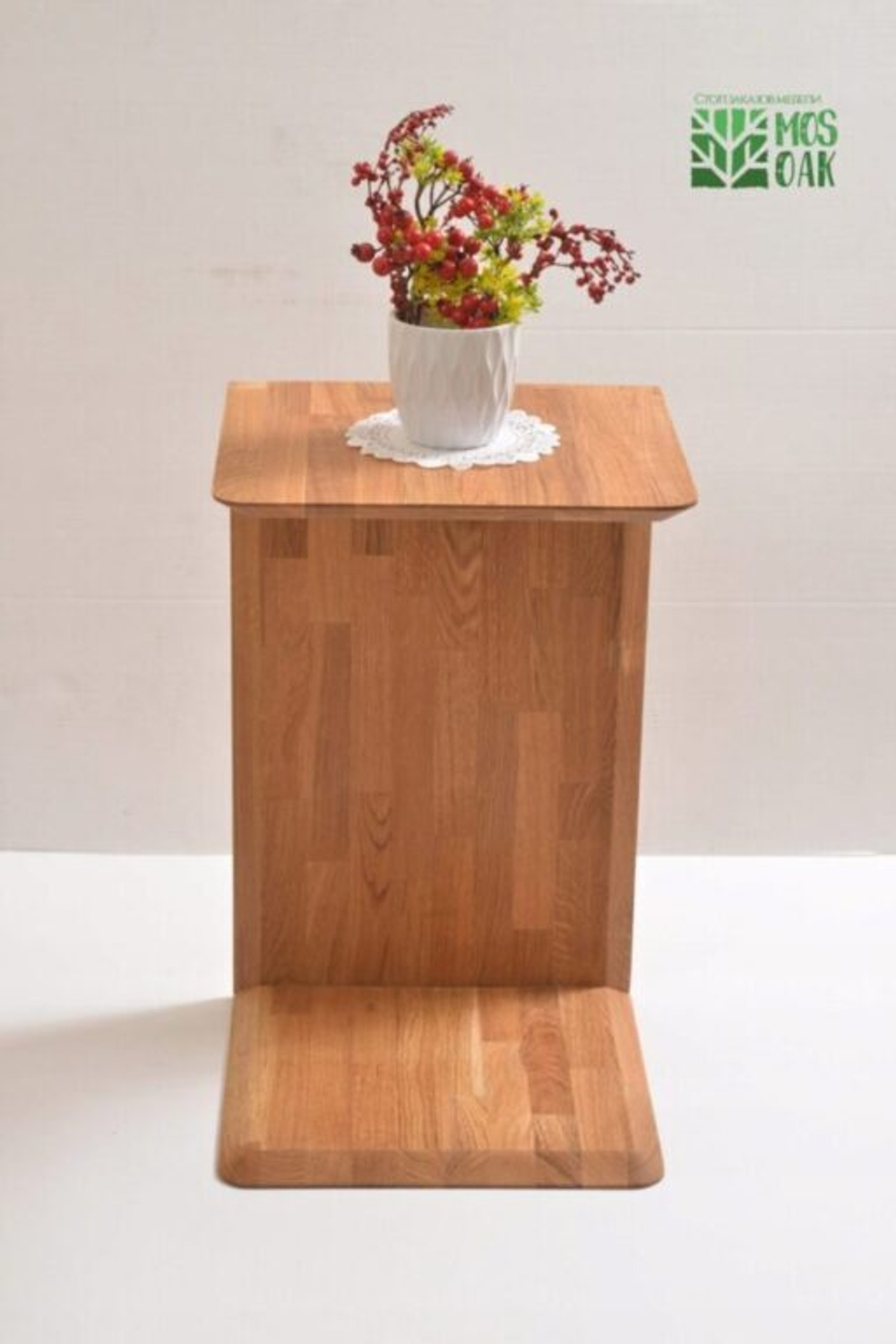 Стол приставной из массива дуба Сати-2