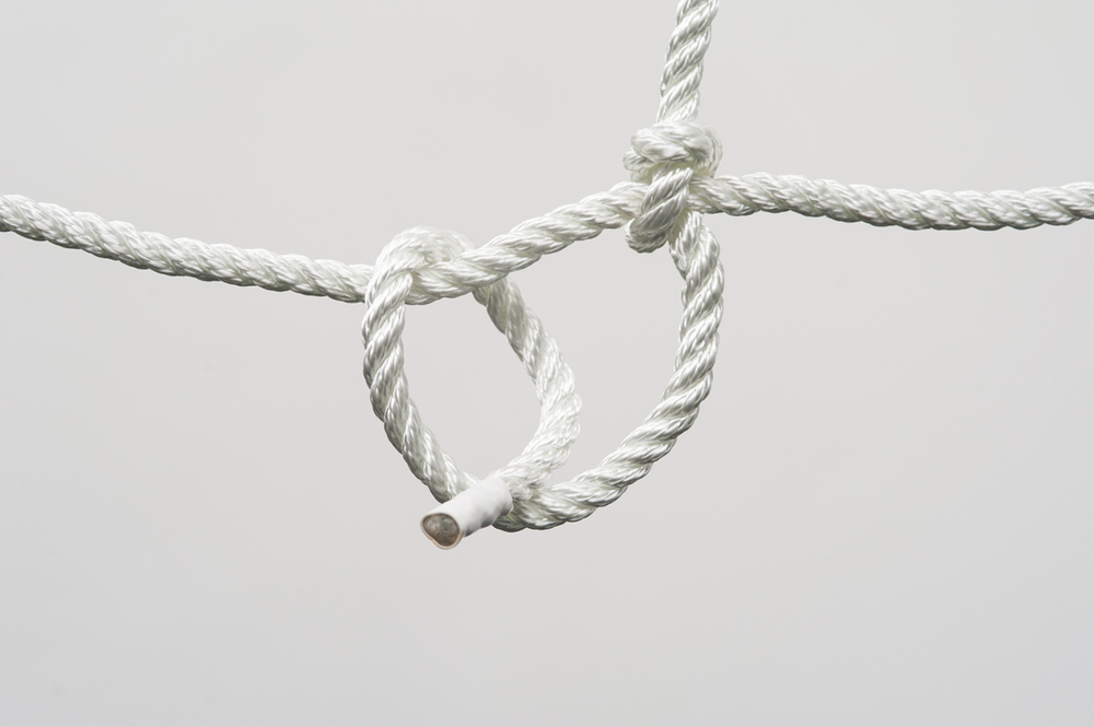 Сетка для лазания 2х1 метра (ячейка 25х25 см, хвосты 40 см по периметру)