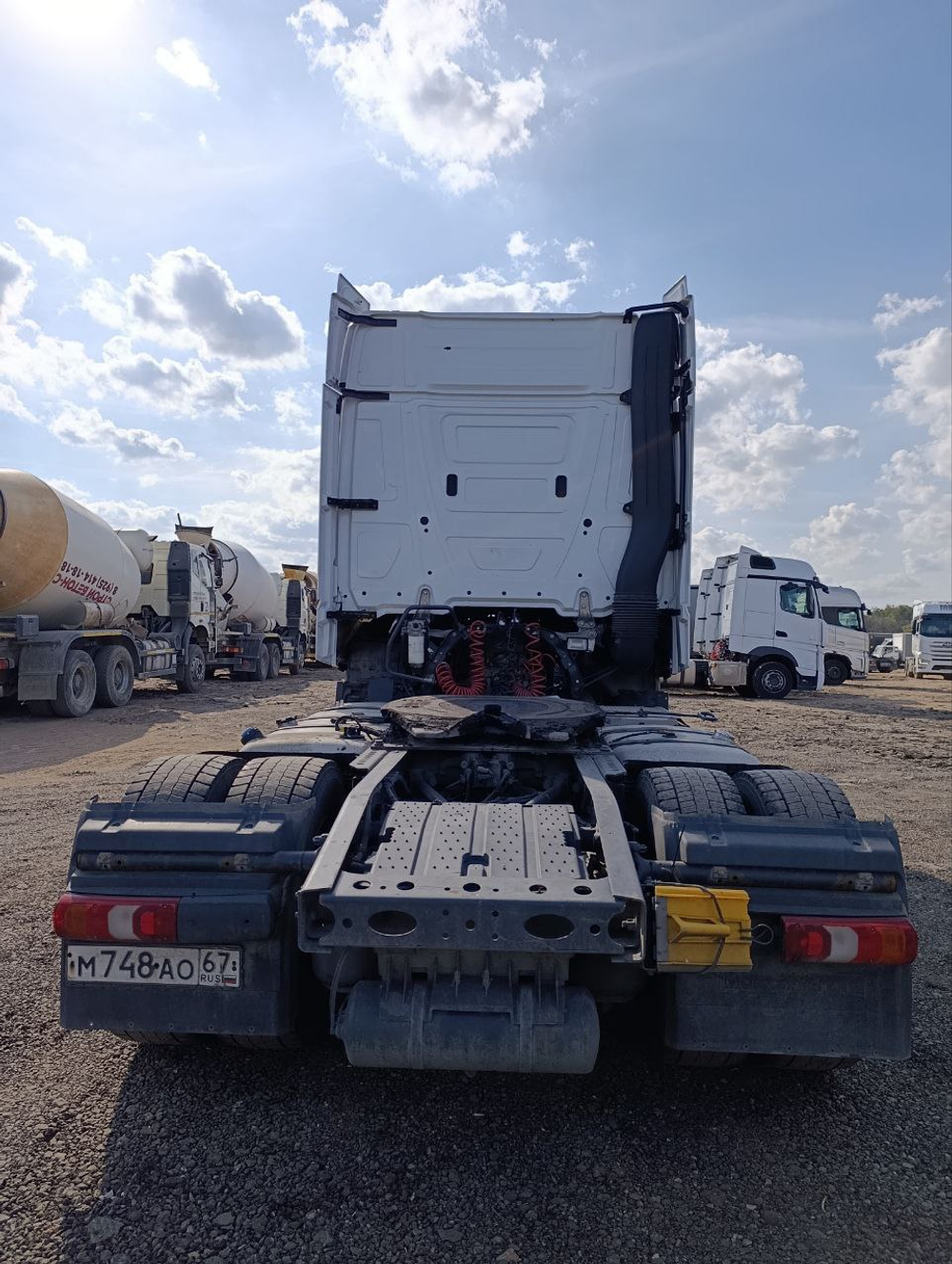 Mercedes-Benz ACTROS 4x2 Седельный тягач 1845 LS (Дизельный, 12,8 л, 476 л.с., МТ)