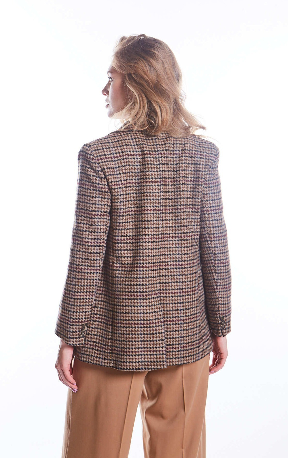 ШЕРСТЯНОЙ ПИДЖАК В ШАТЛАНДСКОМ СТИЛЕ