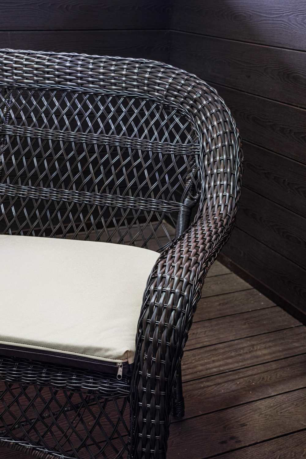 Двухместный диван из искусственного ротанга МЭДИСОН НЬЮ «MEDISON NEW» арт.A07202 dark brown с подушками на сидение