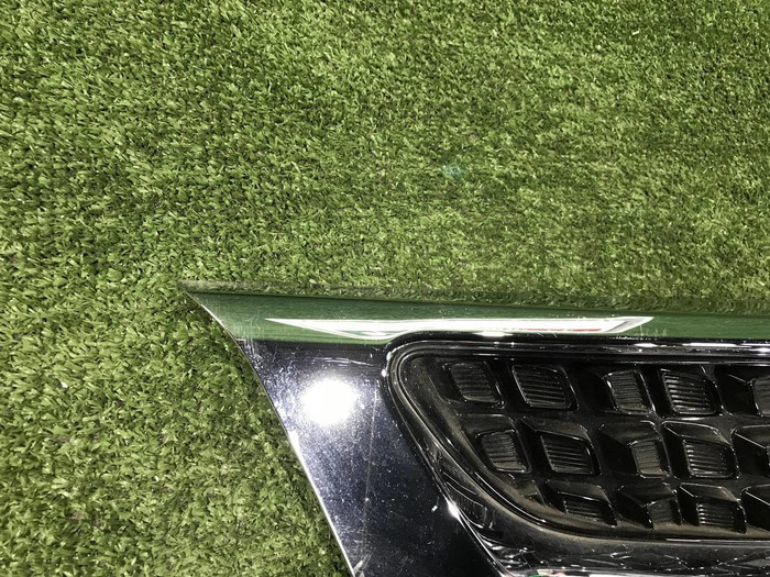 Решетка радиатора KIA Rio 4 X-Line (2017-2020)