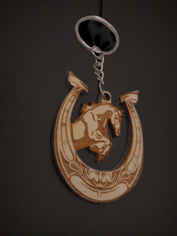 Брелок подкова деревянная. Лошадь