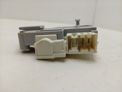 BWE81282LB кт35 Блокировка люка для стиральной машины Indesit Ariston C00254755 б/у